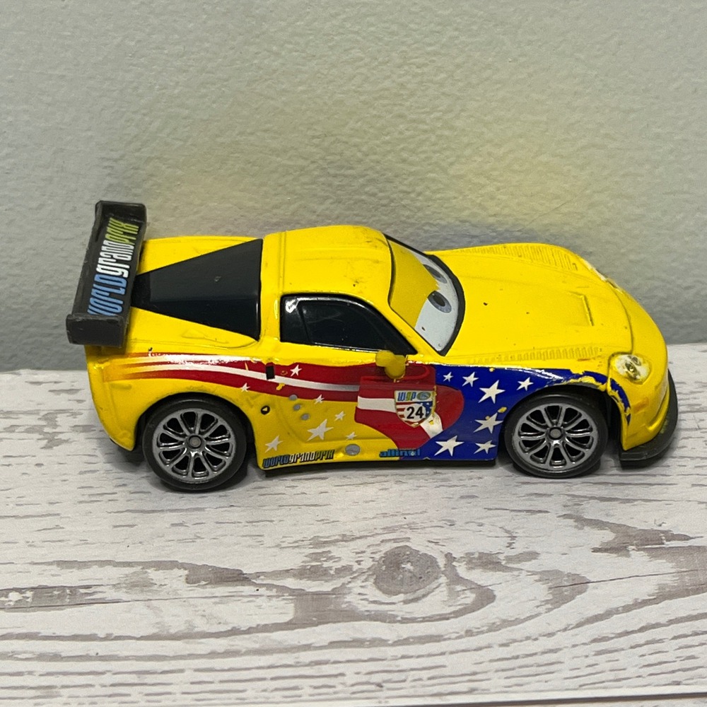 Disney Pixar Cars Jeff Gorvette World Grand Prix Diecast Mattel Yellow V2814